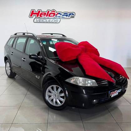 RENAULT MEGANE 1.6 DYNAMIQUE GRAND TOUR 16V FLEX 4P MANUAL RENAULT MEGANE 1.6 DYNAMIQUE GRAND TOUR 16V FLEX 4P MANUAL